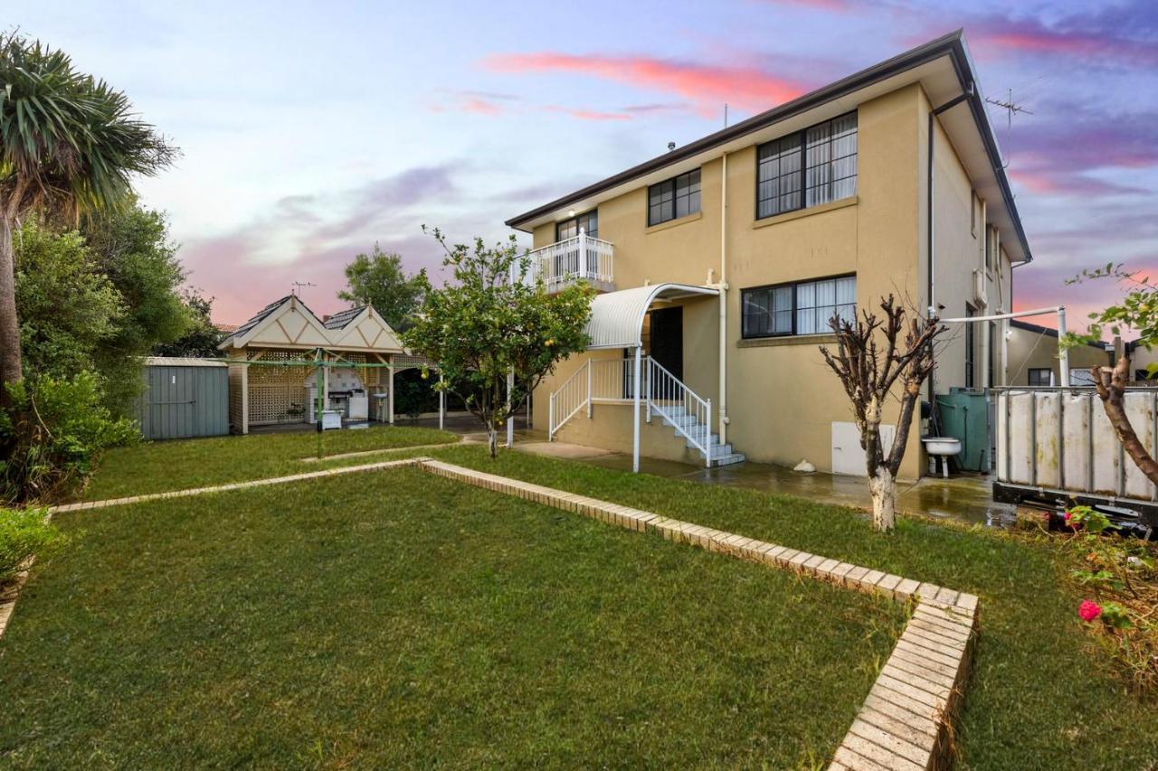 12 Mins To Mel Airport-Good Wood House Apartment St Albans ภายนอก รูปภาพ